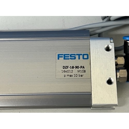 Festo DZF-18-15-PA 164012 - Cilindro Pneumatico Testato - Nuovo Seconda Scelta